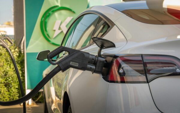 Kuro šokas Lietuvoje: atskleidžiama, kaip vairuotojai keičia įpročius bei ką renkasi vietoj dyzelio