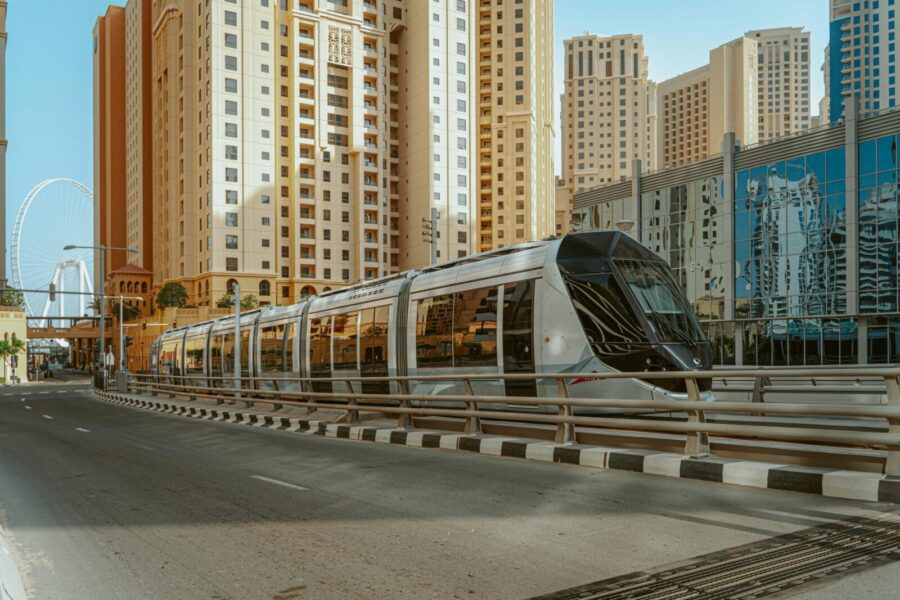 Dubajus skelbia milžinišką projektą: metro linija „Golden Line“ gali tapti nauju miesto simboliu