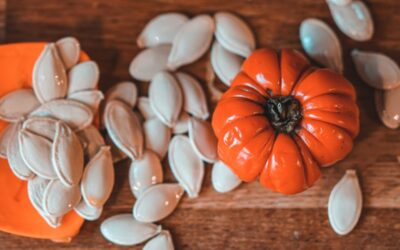 Moliūgų sėklų aliejus: sužinokite, kuo jis naudingas ir kaip jį vartoti, kad išsaugotumėte jo naudą