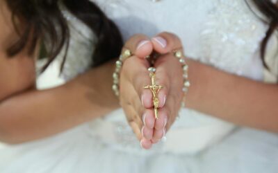 Pirmosios Komunijos dovanos 2026: sužinokite, kokios sumos laikomos tinkamomis