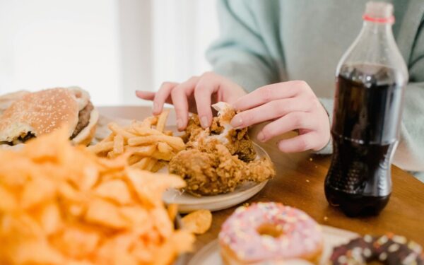 Po sočių pietų ne viskas taip paprasta: patarimai, ką daryti, kad savijauta greičiau pagerėtų