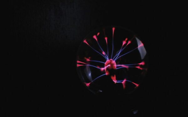 Ankstyvosios galaktikos: naujos simuliacijos atskleidžia ankstyvosios Visatos formavimąsi