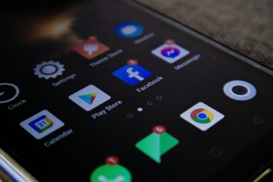 „Google“ keičia populiarių programų išvaizdą: paprastesnės ir švaresnės piktogramos