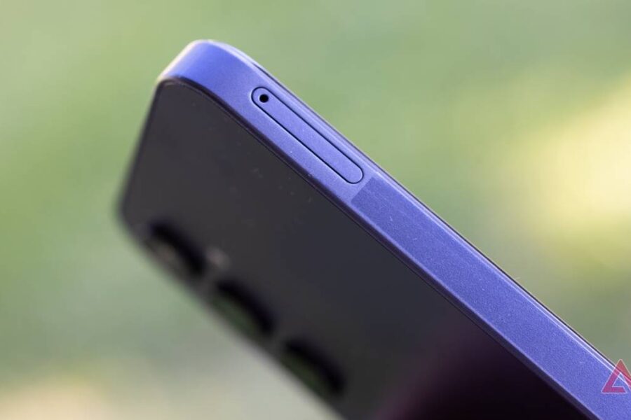 Tik 5 proc. renkasi eSIM: kas stabdo technologijos, kuri turėjo pakeisti SIM korteles, populiarumą?