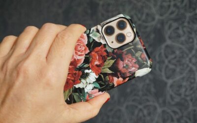 Neskubėkite pirkti naujo telefono dėkliuko, šis triukas antram gyvenimui prikels senąjį dėklą