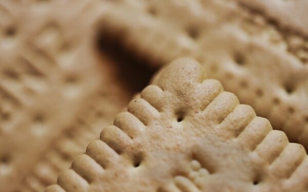 Švelni, elastinga ir universali: lengvas receptas, kaip pasigaminti trapią tešlą be riebalų