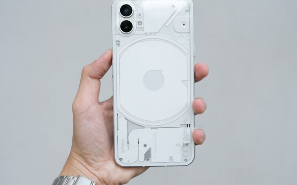 „Nothing“ pristatė „Essential Voice“ įrankį, kuris gali pakeisti tai, kaip rašome telefone