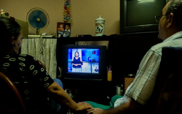 Demencijos rizika auga nepastebimai: patarimai, kuo pakeisti televizorių, kad apsaugotumėte smegenis