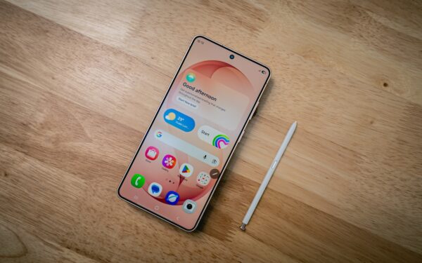 Reaguoti privalo visi telefonų turėtojai: ekspertai siunčia kritinį įspėjimą dėl itin pavojingo viruso