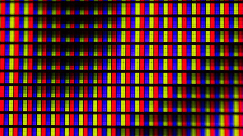 „Bigme“ pristato netikėtą sprendimą: kuriamas išmanusis su dviem skirtingais ekranais