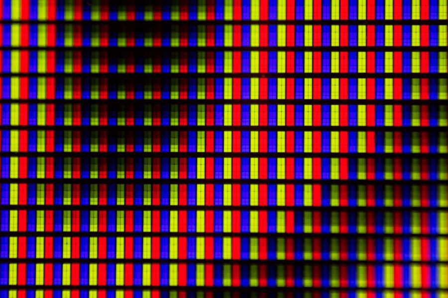 „Bigme“ pristato netikėtą sprendimą: kuriamas išmanusis su dviem skirtingais ekranais