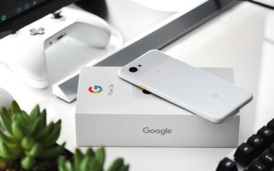 „Google“ tyli: „Pixel“ telefonų naudotojai ieško atsakymų, kodėl baterija išsikrauna per kelias valandas