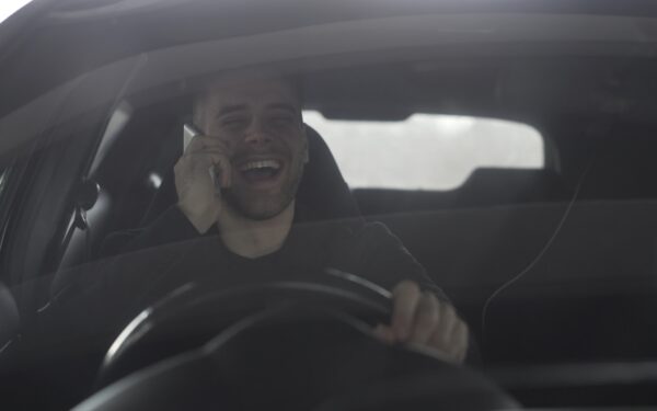 Vaizdo nėra, bet skambinti galima: „Google Meet“ atsiranda „Android Auto“ sistemoje