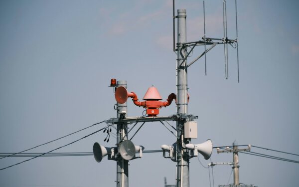 Perspėjimas visiems šalies gyventojams: kauks sirenos, pasakė, ką privaloma žinoti kiekvienam