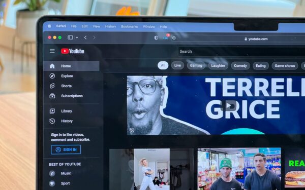 „YouTube“ vartotojai skundžiasi naujovėmis: reklamos, kurių praleisti beveik neįmanoma