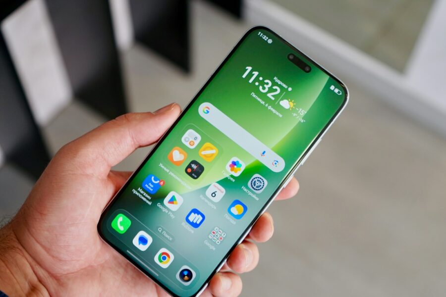 „Android“ telefonas. Unsplash nuotr.