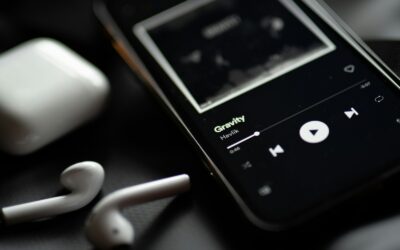 „Spotify“ pristatė „Bookshop.org“ integraciją: daugiau būdų skaityti ir klausyti knygas