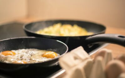 Šilkinė kiaušinienė be pastangų: vienas paprastas ingredientas, kuris daro stebuklus