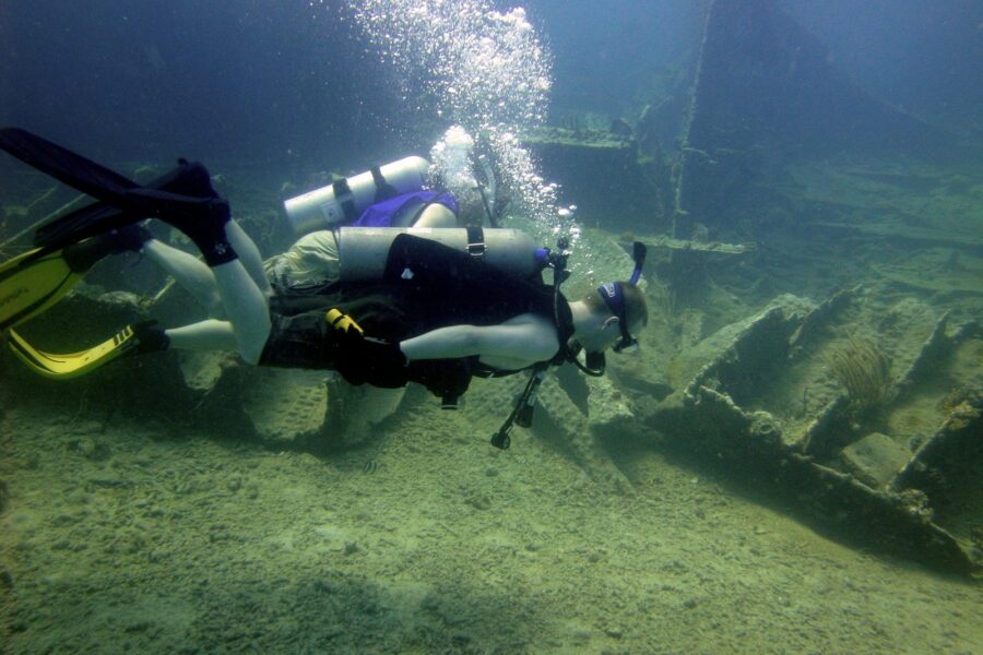 Atradimas Egėjo jūroje: Graikijos pakrantėje aptiktas nuskendęs uostas su sudėtinga struktūra