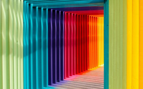 Tyrimas parodė, kaip smegenys kuria spalvas: sužinokite, kas iš tiesų vyksta sinestezijos metu