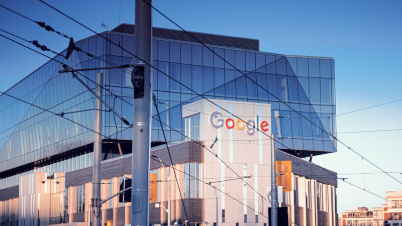 „Google“ turės sumokėti 314 mln. baudą: į kompensaciją galės pretenduoti milijonai vartotojų