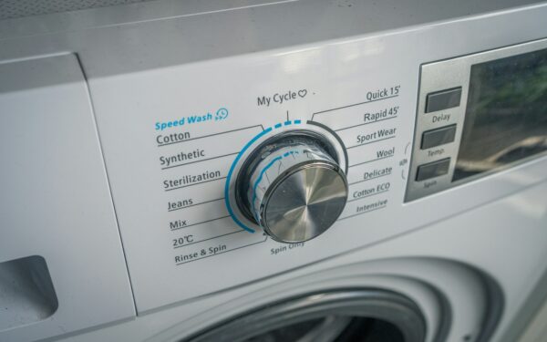 Soda, actas ir citrinų rūgštis: paprastas būdas, kaip atsikratyti nemalonaus kvapo skalbyklėje