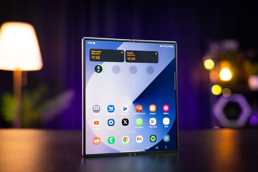 „Samsung“ ruošia atsaką konkurentams: naujas sulankstomas įrenginys bus dar platesnis