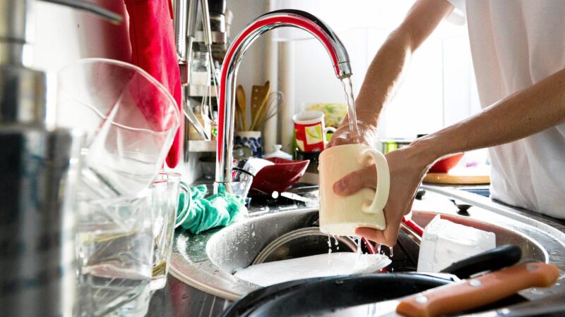 Jokiu būdu nelaikykite to po kriaukle: vos viena klaida ir nuostoliai garantuoti