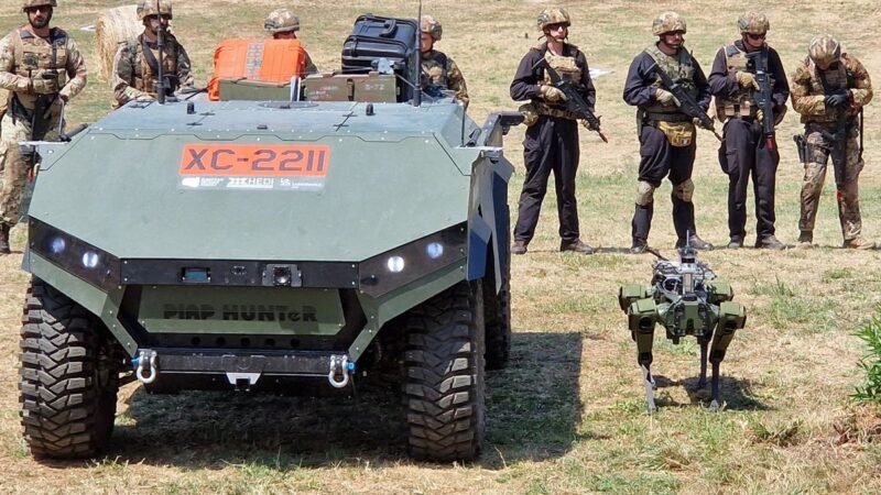 NATO šalys vis labiau domisi sausumos robotais: italai jau testuoja lenkų kurtą sistemą