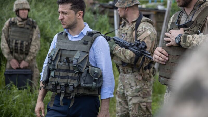 Rusijos paskelbtos paliaubos subyrėjo akimirksniu: Ukraina fiksuoja chaosą fronte