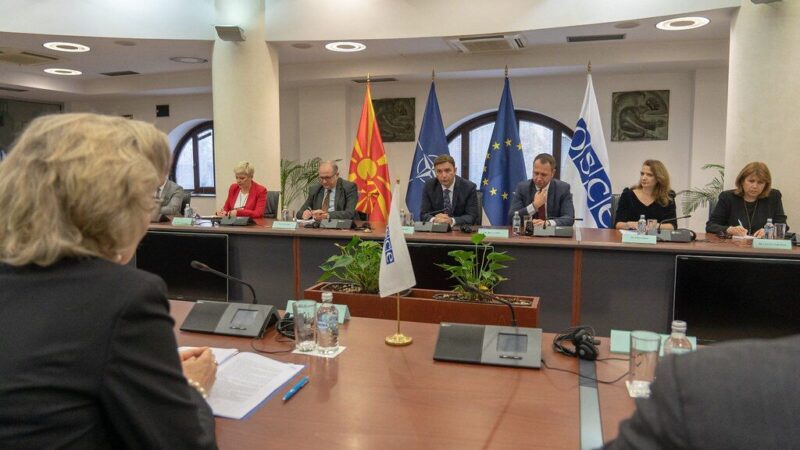 Šiaurės Makedonija perspėja dėl ES stagnacijos: tai kuria terpę hibridinėms grėsmėms