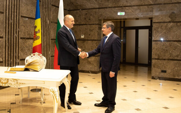 Naujasis Bulgarijos premjeras įspėja dėl artėjančių išbandymų: minimos kainos ir energetikos krizė