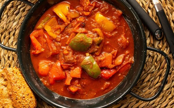 Daugelis lietuvių taip gamina lečo, bet vengrai tam nepritartų: šis ingredientas čia tikrai netinka