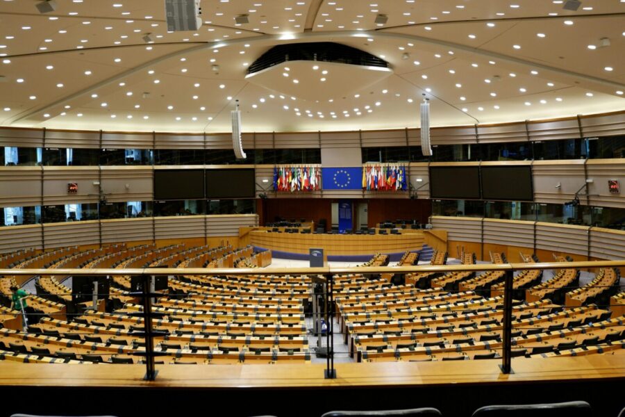 ES prekybos susitarimas su JAV kelia klausimų: gali nukentėti dalis Europos sektorių