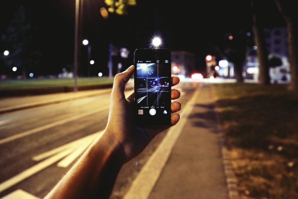Telefono apšvietimas. Pexels nuotr.