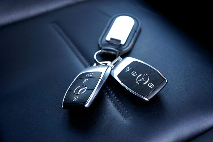 Automobilio rakteliai. Pexels nuotr.