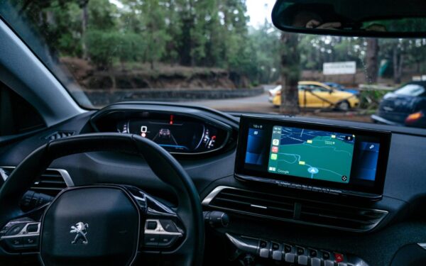 „Google“ planai „Android Auto“: daugiau valdymo ir paprastesnis priėjimas prie informacijos