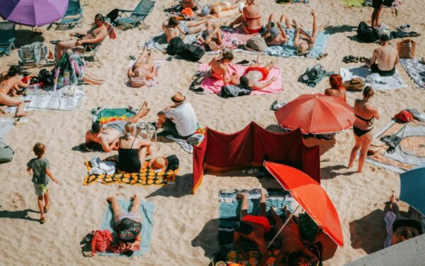 Europa kaista neįprastai anksti: Prancūzijoje ir Ispanijoje temperatūra artėja prie 40 laipsnių