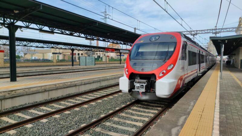 Lenkija modernizuoja regioninius reisus: naujieji traukiniai važiuos iki 160 km/val.