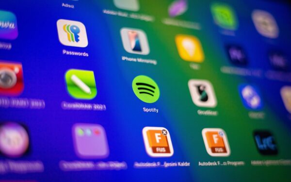 Treniruotės su muzika: „Spotify“ nori jus ne tik linksminti, bet ir priversti judėti