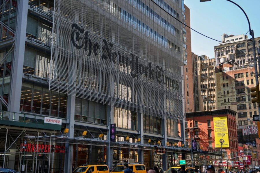 „The New York Times“ tyrimas sukėlė audrą: minimi spaudimas, interesų konfliktai ir Trumpas
