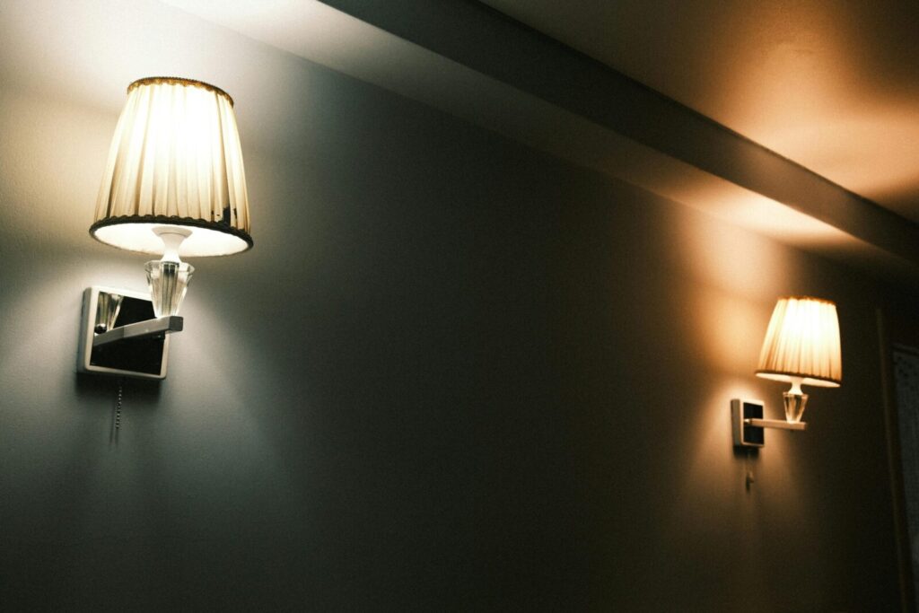 Sieniniai šviestuvai. Pexels nuotr.
