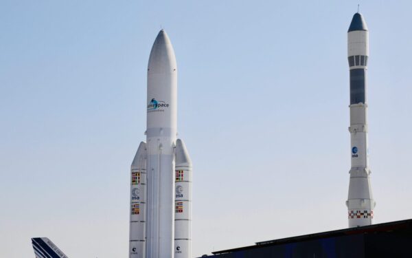 Kinija žengė dar vieną žingsnį Mėnulio link: „Shenzhou-23“ sėkmingai prisijungė prie Tiangong