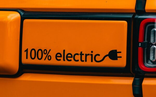 Dujų ir elektros rinkos spaudžiamos iš visų pusių: ekspertai kalba apie augančias grėsmes