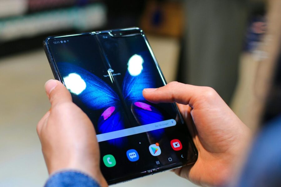 „Samsung“ sulankstomas telefonas. Pexels nuotr.