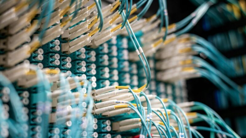 Turite 1 Gb/s internetą, bet testas rodo mažiau? Štai kas dažniausiai stabdo greitį