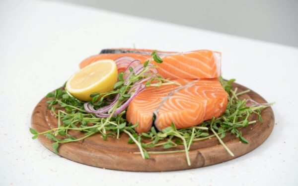 Omega-3 slepiasi ne vien lašišoje: specialistai išskyrė geriausius šaltinius