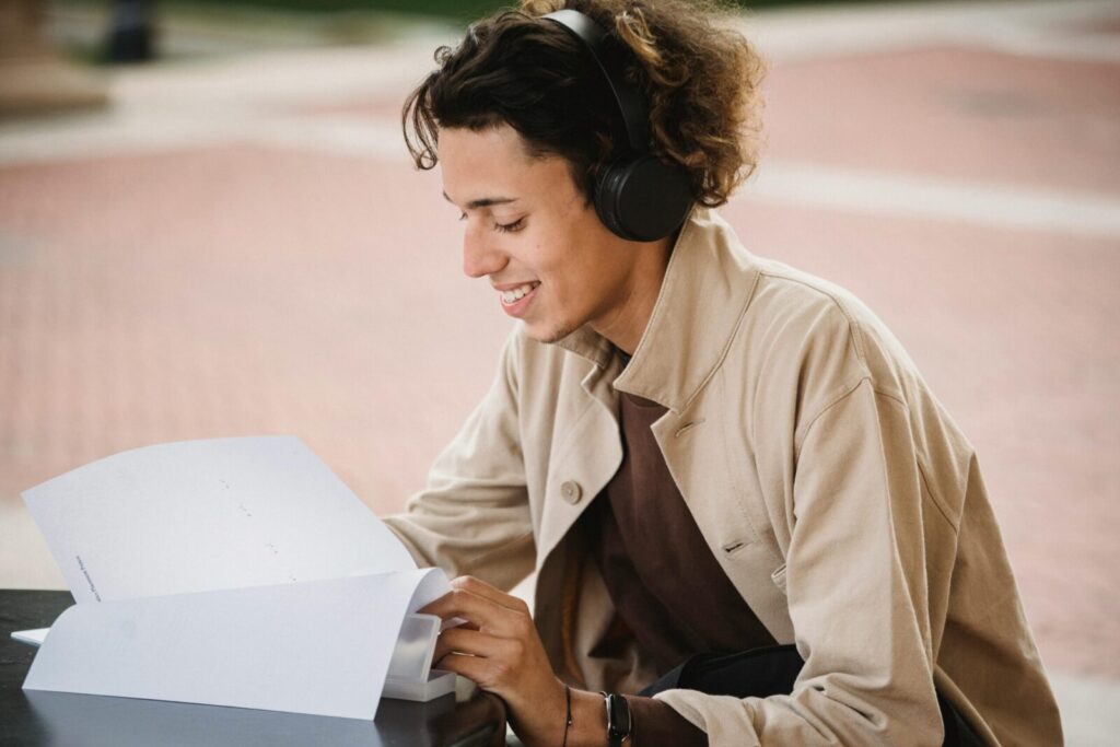 Audio pamokos. Pexels nuotr.
