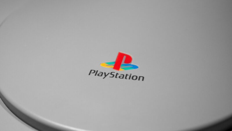 Ilgi „užkrovimo“ ekranai gali dingti: „Sony“ ruošia netikėtą sprendimą