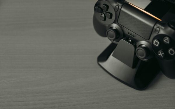 „Sony“ koreguoja kainodarą: „PlayStation Plus“ prenumerata kai kur jau kainuos daugiau